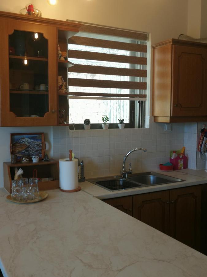 Jenny'S Luxury Flat Near The Center & Beach Каламата Экстерьер фото
